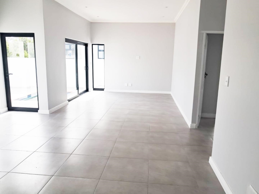 3 Bedroom Property for Sale in St Helena Bay Western Cape